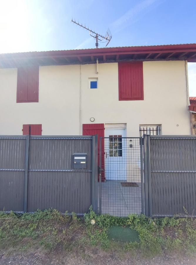 Agreable Maison, Toute Equipee, Proche Du D'arjuzanx